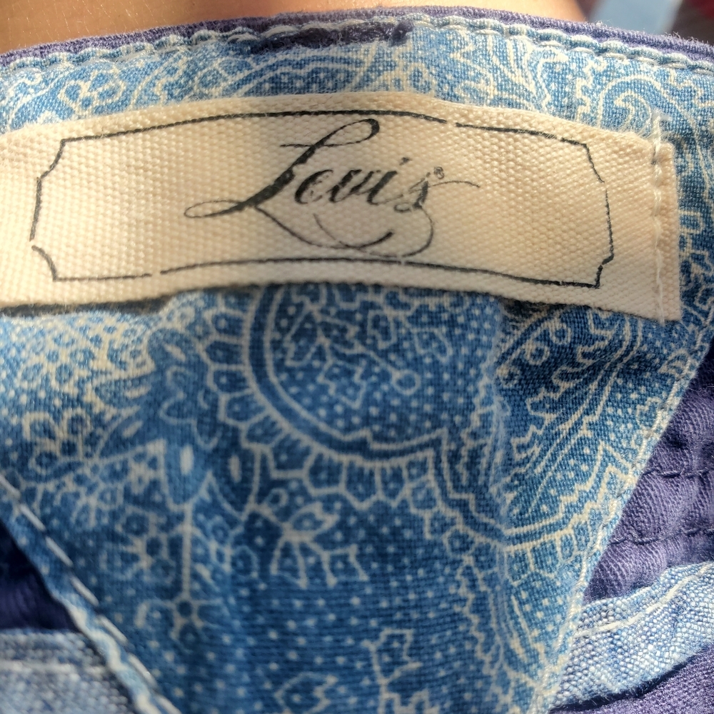 Levi's Casual Women's Shorts Size 8 - Picture 6 of 6